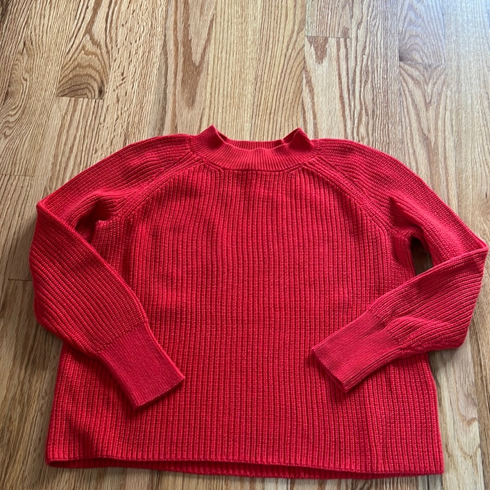 Women’s Banana Republic Sweater